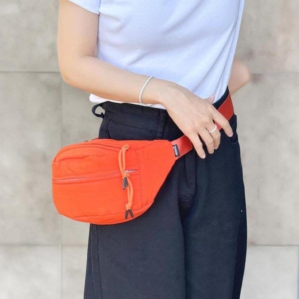 [옷자락] 남녀 공용 수납형 지퍼 경량 크로스백 운동용 컬러백