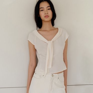킨더살몬 Valois Bowtie Top Cream