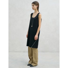 VINS U-NECK DRESS