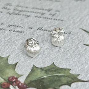 CUBIC MATT HEART SILVER 925 earring 큐빅무광하트 러블리 데일리 실버 귀걸이_P394142963