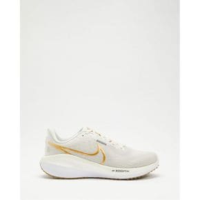 5018229 Nike Vomero 17 - Womens Phantom, Metallic Gold, Light Bone  Sail