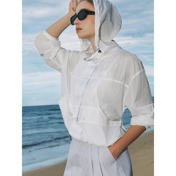 Light Hooded Jumper (White)