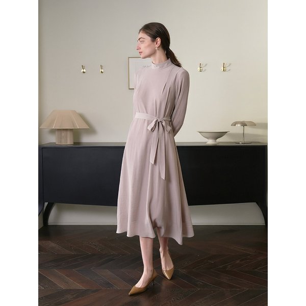 HALF NECK DRESS LIGHT PURPLE 하프 넥 드레스 라이트 퍼플