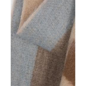 Scarf UAW017 SCMC0103A0 JQW60 NEUTRALS