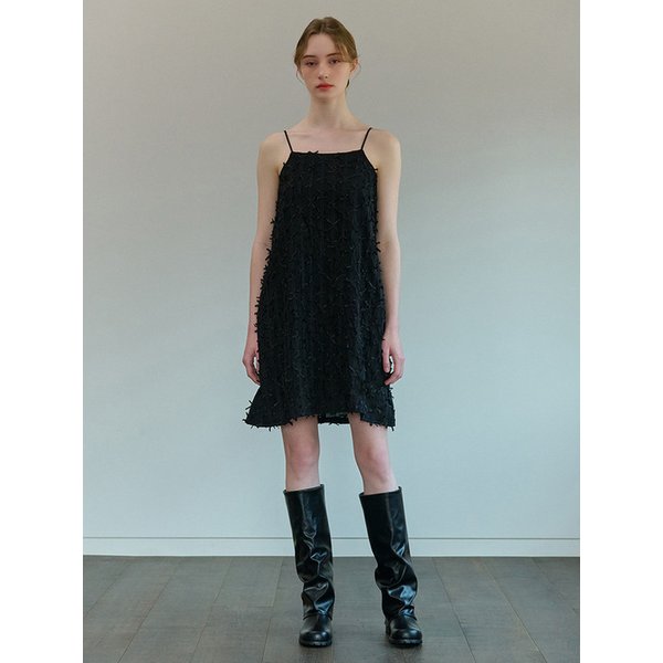 RIBBON EMBROIDERY SLEEVELESS ONE PIECE BLACK
