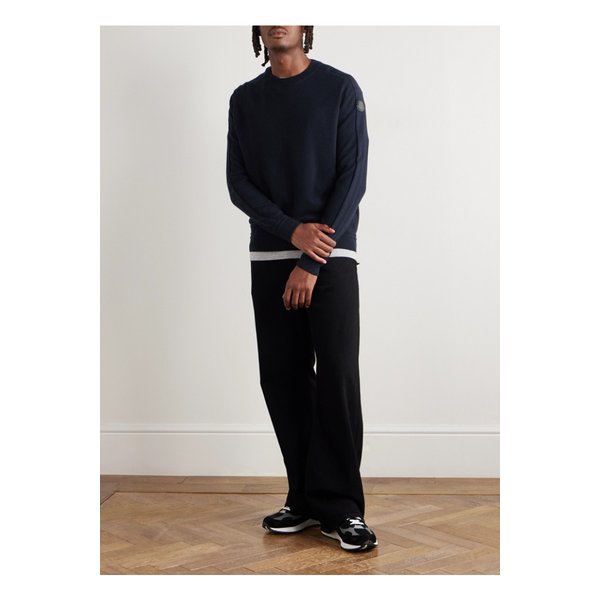 몽클레어 로고 아플리케 울 스웨터 블루 1647597360453260