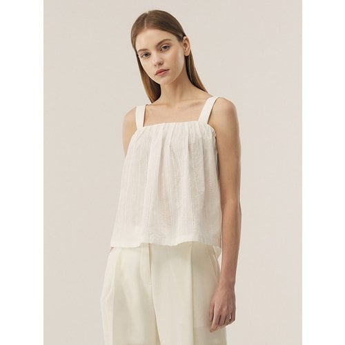 [COTTON] Sleeveless Eyelet Blouse