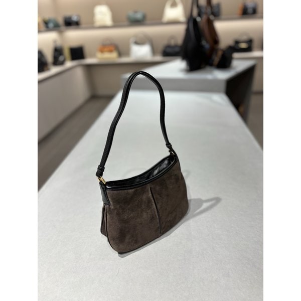 [파주점] [쿠론X어그스트] 러브 숄더백 23 스웨이드 (Love Shoulder Suede) RIBSX24642BRD
