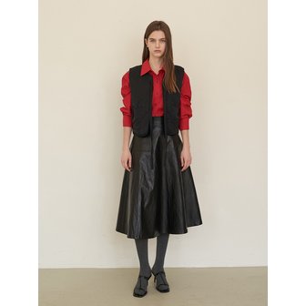에프 코코로미즈 fake leather flared skirt BK