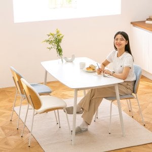헤닝 루디 화이트 세라믹 식탁세트 4인용(1400식탁+의자4개)