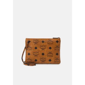 3778996 MCM AREN VISETOS FLAT POUCH MED - Across body bag cognac