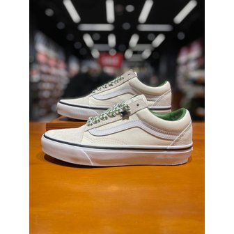 반스 [시흥점] 남녀공용 스니커즈 올드스쿨 (마쉬멜로우)(VN000D6WBOM)
