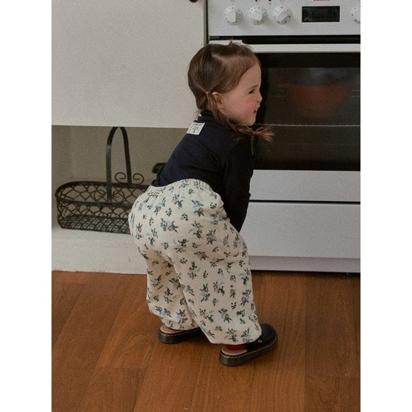 꽃다발 테리팬츠