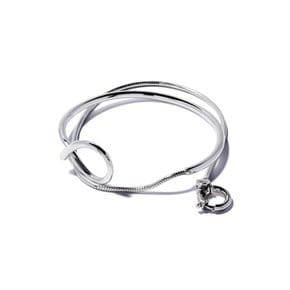 STRAPPY BRACELET IN SILVER