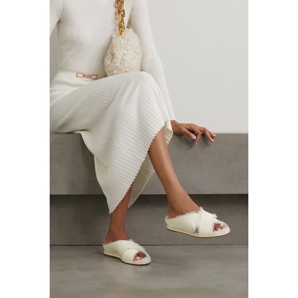 엘링턴 가죽 페이크 퍼 슬라이드 크림 1647597288977219