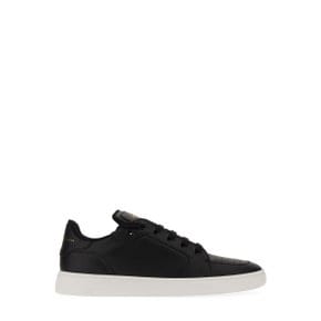 Low Top RU30035_002 BLACK