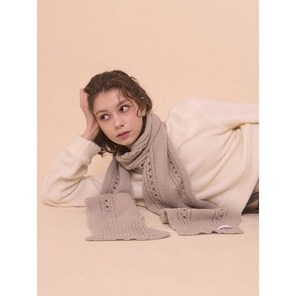 SNOWFLAKE MUFFLER-CREAM BEIGE