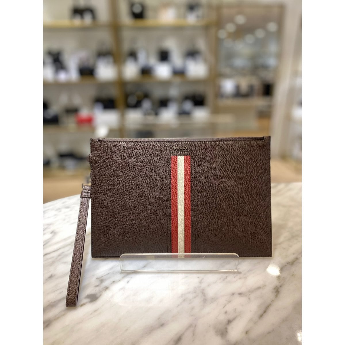 확대된 대표 0b2ffb407bea38aa9a79.jpg