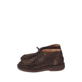 드레익스 CROSBY MOC-TOE CHUKKA BOOT DARK BROWN SUEDE