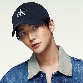 Calvin Klein Jeans ACC [로운 착용]공용 모노그램 엠브로이더리 볼캡(4G5004G-UB1)