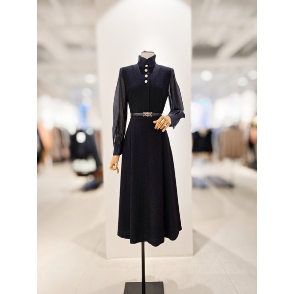 [파주점] [더아이잗컬렉션]트위드 배색 프릴넥 플레어 원피스 CR3A0OP011