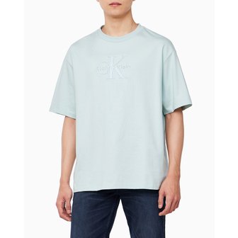Calvin Klein Jeans 남성 릴렉스핏 모노그램 로고 반팔 티셔츠(4RB295G)