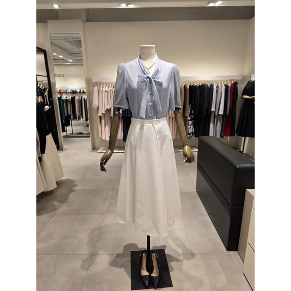 [파주점] 세트 타이 블라우스 + 플라워 플레어 스커트 JS4B0BL801,JR4A0SK313