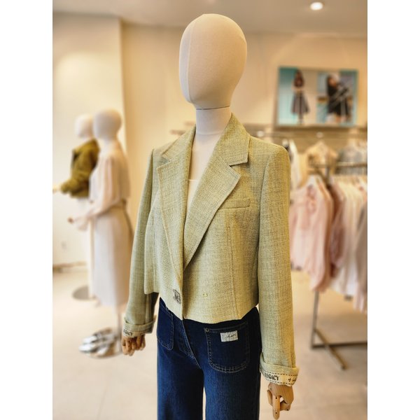 [여주점] [JJ 지고트] 여성 롤업 테이프 메탈 장식 크롭 재킷 GP3A0JKJ81