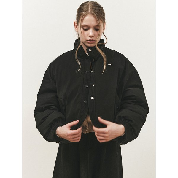 BUTTON-UP CURVE CROP PADDING_BLACK