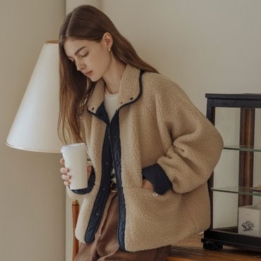 노운베러 Reversible Collar point boucle jumper_Beige