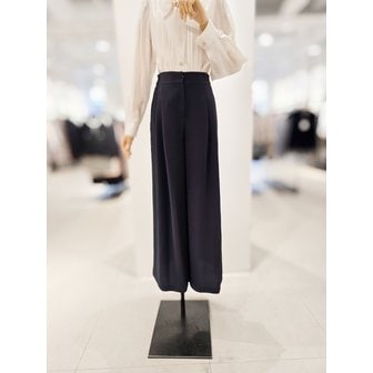 아이잗컬렉션 [파주점] [더아이잗컬렉션]투턱 백 밴딩 퀼트로 팬츠 CS3B0SL431