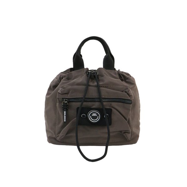 몽버디 와펜 조리개 버킷백 BROWN