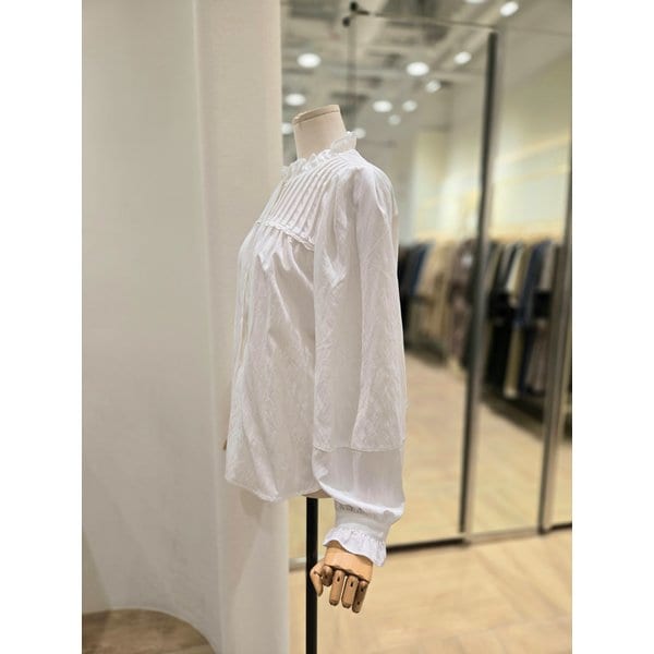 [부산점] 핀턱 레이스 넥프릴 블라우스(PR4WB581)