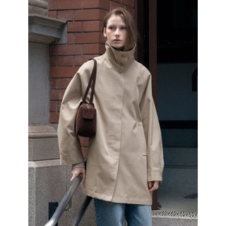 시야쥬 SIOT4152 하이넥 하프 트렌치 코트_Camel beige