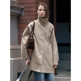 시야쥬 SIOT4152 하이넥 하프 트렌치 코트_Camel beige