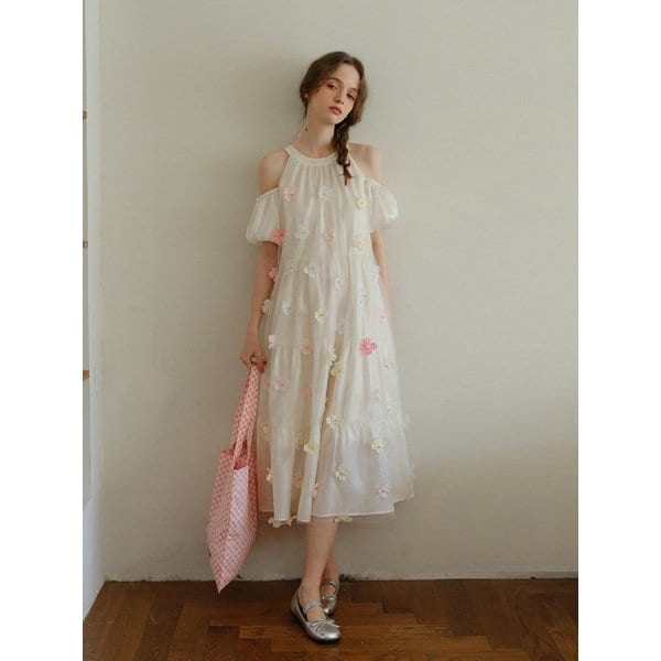 Cest_Flower shoulder cut out dress