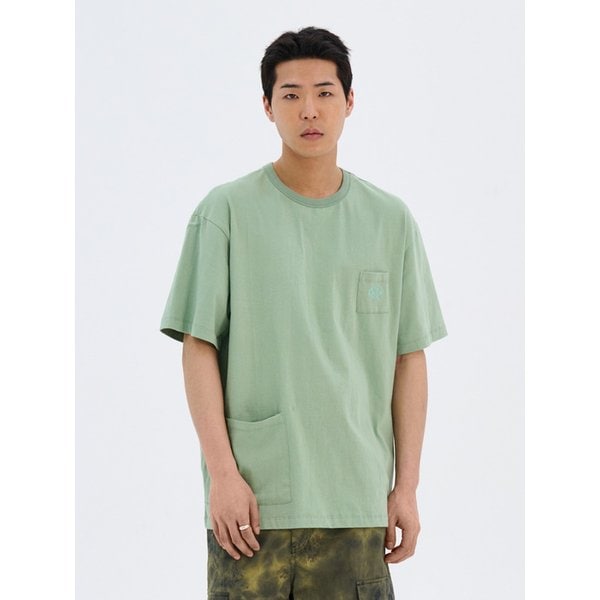 SIDE POUCH EMBROIDED SOFT T-SHIRTS (SAGE GREEN)