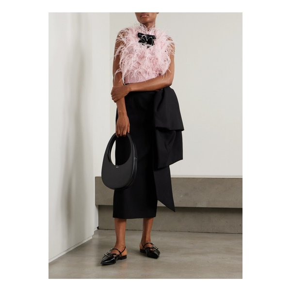 페더 새틴 트리밍 니트 스웨터 핑크 1647597343585695