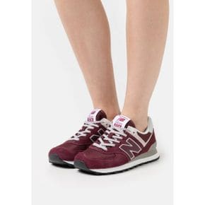 2140650 New Balance 뉴발란스 WL574 - 트레이너 버건디