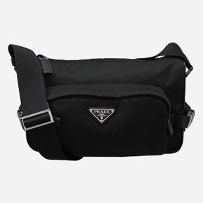 [시흥점] [프라다]5F 2VH192 2DMG F0002 삼각 로고 리나일론 미디움 숄더백