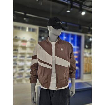 휠라 [파주점] 유니 플래그 배색 바람막이(FS2JKH2131X-BRN)