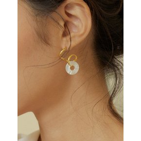 Mother pearl donut earrings (마더펄도넛귀걸이)