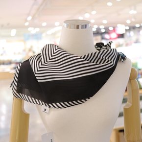 [행복한백화점][아날도바시니]마름모 패턴 여성 스카프