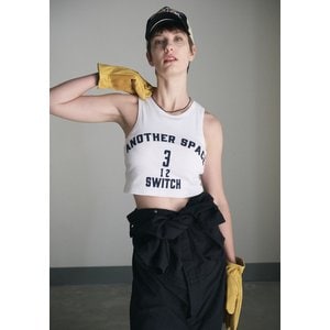 스위치123 크롭 여성용 골지 슬리브리스 탑 (화이트)_SXS1TS58WT RIBBED CROP TOP SLEEVLESS(FOR WOMAN)