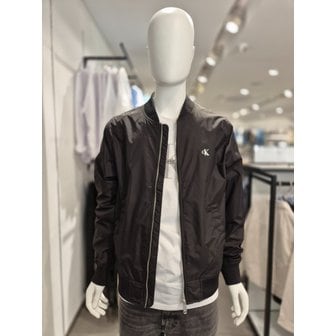 Calvin Klein [여주점] [캘빈클라인 CK진] 남여공용 cK뱃지 로고 항공 점퍼 (4RAB500)