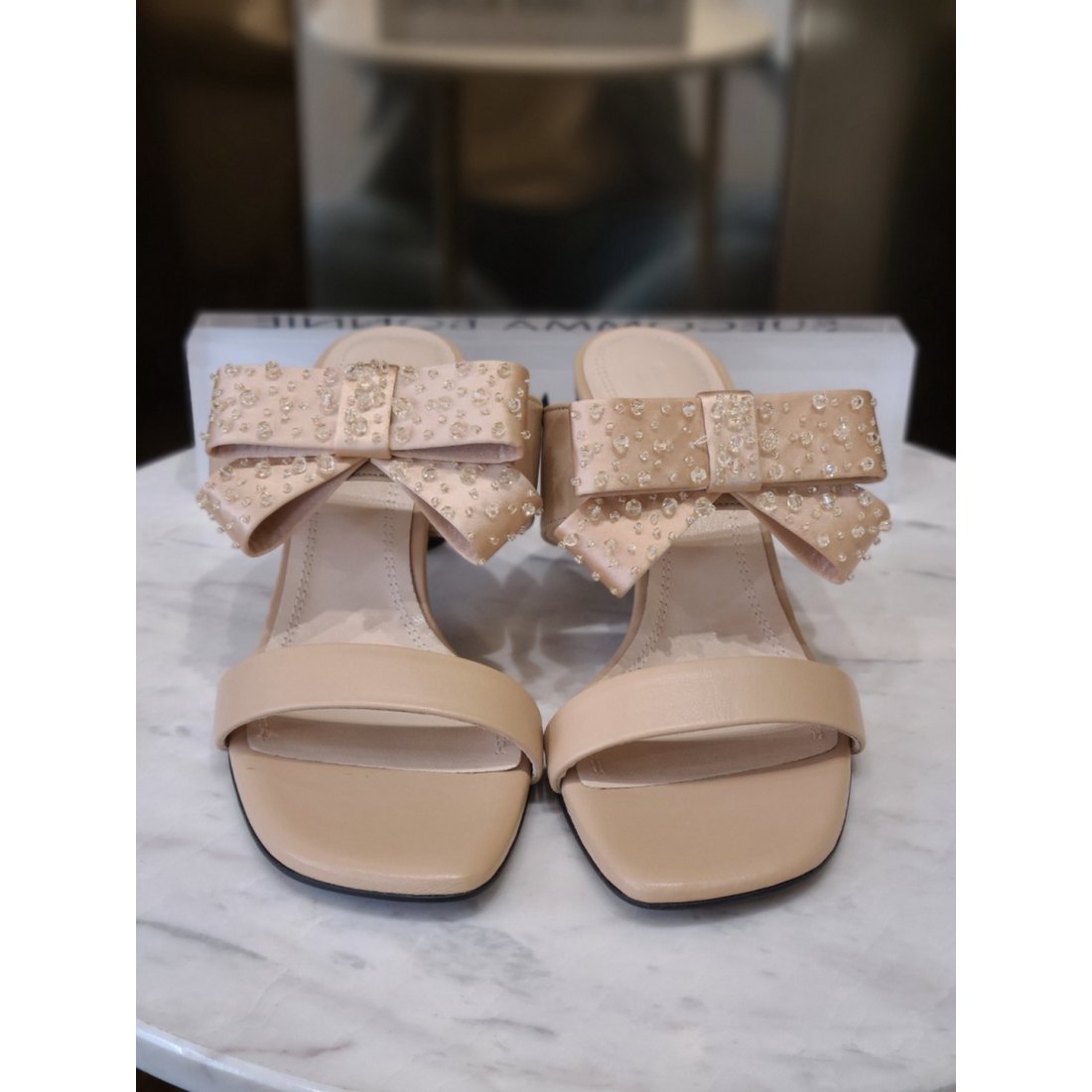 [여주점] [슈콤마보니] Ribbon point heel sandal 베이지 (DG2AM22024BEE), 믿고 사는 즐거움