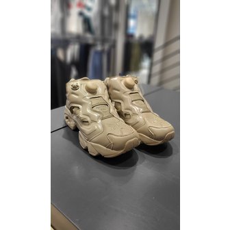 리복 [여주점] RESO4F010CR  인스타 펌프 퓨리 94 X NEEDLES 남여공용운동화