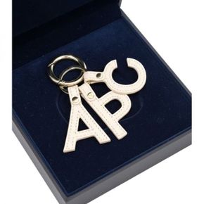 APC 아페쎄 Lettres Keychain (PXAWV F63656 AAH) (시그니처 로고 레터 키링)