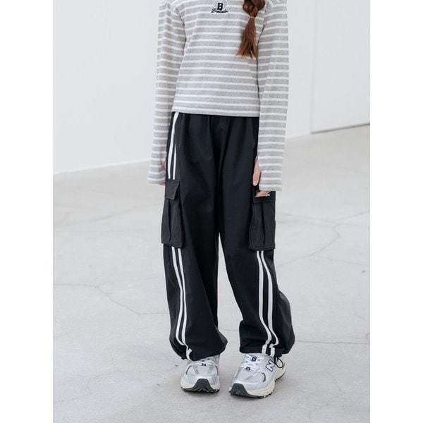 스포티 스트라이프 나일론 팬츠