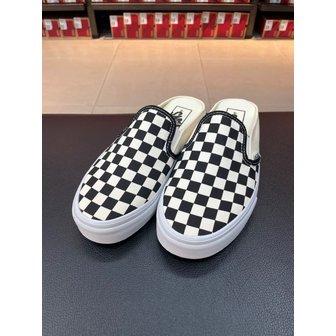 반스 [파주점] (남여공용) 클래식 슬립온 뮬 (Classic Slip-On Mule)(VN0004KTEO1)